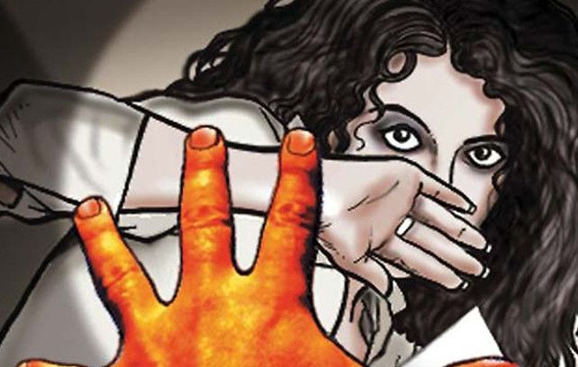 Rape पति बनाता था अप्राकृतिक संबंध, पत्नी ने कराया केस दर्ज तो पंचायत में महिलाओं ने पीटा