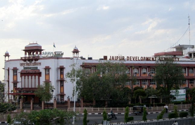 JDA building कब्जा लेकर मुआवजा कोर्ट में जमा कराया, अफसरों ने उसी जमीन का कर दिया पट्टा