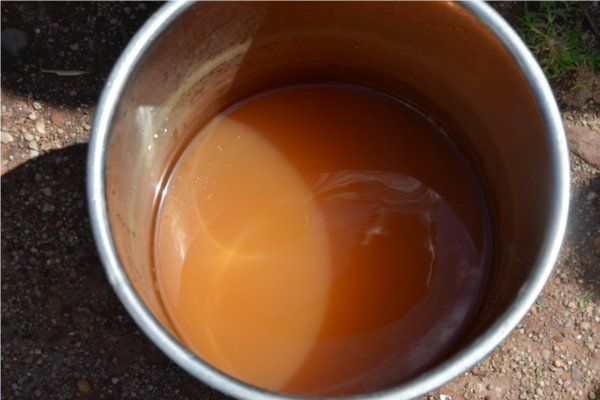 People forced to drink dirty water in villages, bi गांवों में गंदा पानी पीने मजबूर लोग