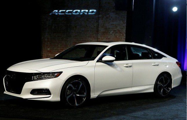 2018 Honda Accord ग्लोबल स्तर पर लॉन्च हुई होंडा की नई अकार्ड, जानें भारत में कब तक आएगी