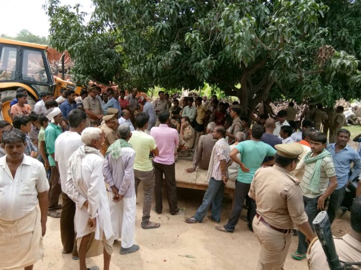 FIR प्रधानाचार्य को बंधक बना हाईवे किया था जाम, 206 लोगों पर मामला दर्ज
