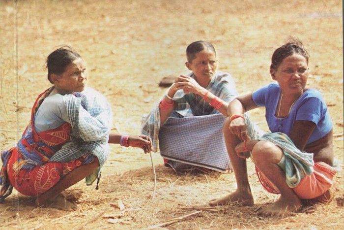 Rape from tribal women in Bastar बस्तर में कई महिलाओं के साथ हुई दरिंदगी, कपड़े उतरवाकर कराई गई परेड