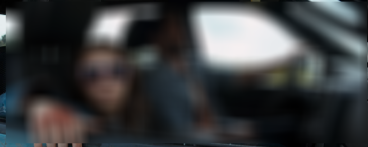 Young Girl and Boy Caught in Car फ्लाई ओवर पर खड़ी 'किसिंग कार' का सीन देखकर उड़े होश