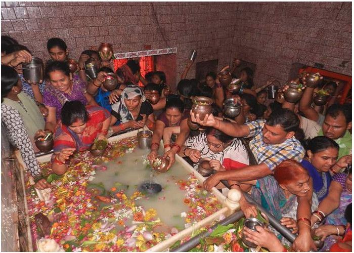 chitrakoot हर हर बम बम से गूंजे शिवालय, यहां एक असुर ने की थी शिव की आराधना
