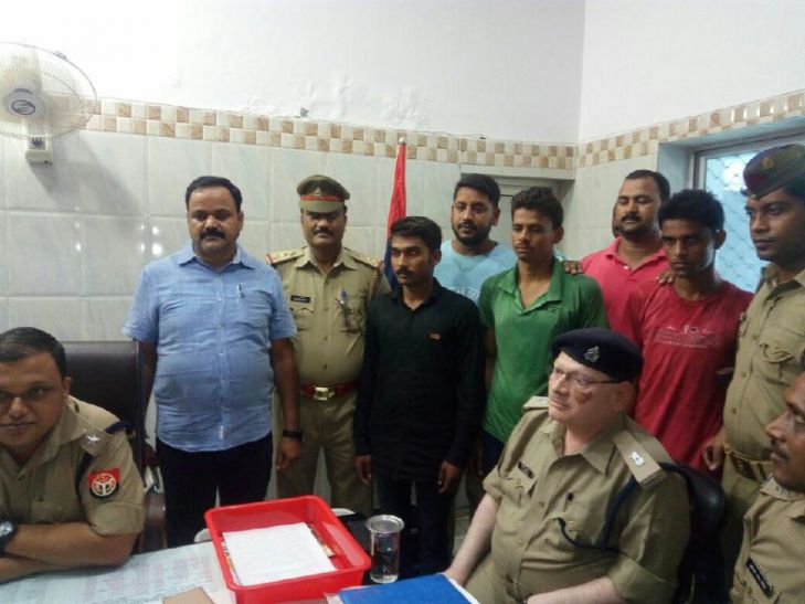Criminal पॉकेटमनी के लिये छात्र बन गये लुटेरे