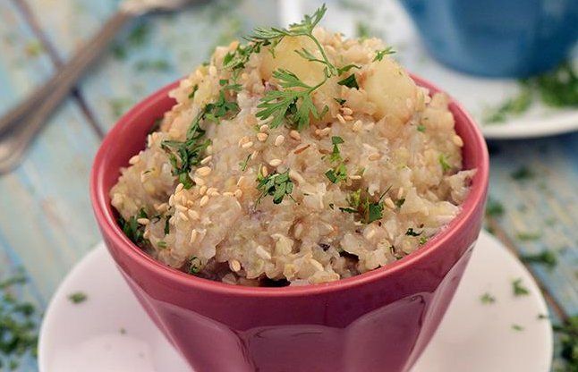 kuttu ki khichdi ऐसे बनाएं व्रत में खाने योग्य कुट्टु की खिचड़ी