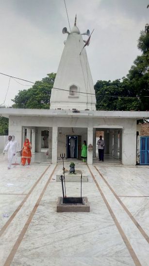 Shiv temple इस मंदिर में रुद्राभिषेक के लिए हर सावन में श्रीलंका से आते हैं रावण के वंशज