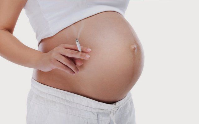 Bad Habits of Mother शिशु पर भारी पड़ती मां की बुरी आदतें