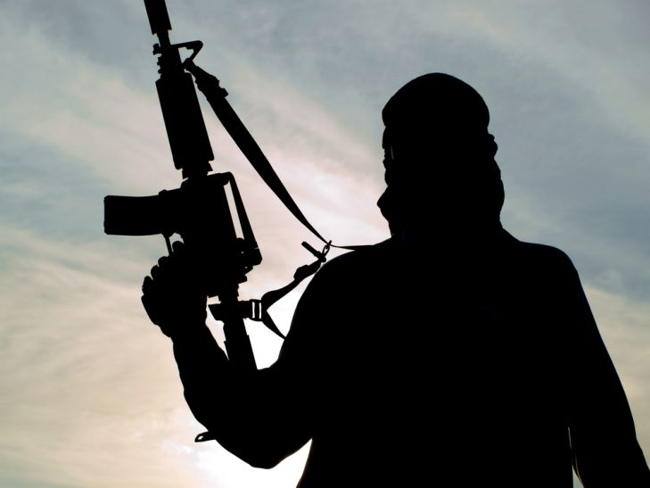 terrorist मुंबई एयरपोर्ट पर लश्कर का संदिग्ध आतंकी गिरफ्तार