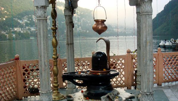 Palms rub Shivalinga then Unbound Money Rain सावन मास में हथेलियों से रगड़ें शिवलिंग तो होगी धनवर्षा, ये 10 फैक्ट बदल देंगे आपके दुर्भाग्य