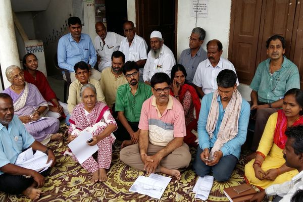 Talks of NAPM workers देशभर में गूंजेंगी नर्मदा घाटी की आवाज