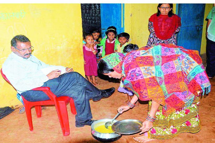 bastar collector आखिर क्या थी ऐसी वजह कि कलक्टर को लेना पड़ा इतना बड़ा फैसला सुनकर सब रह गए दंग