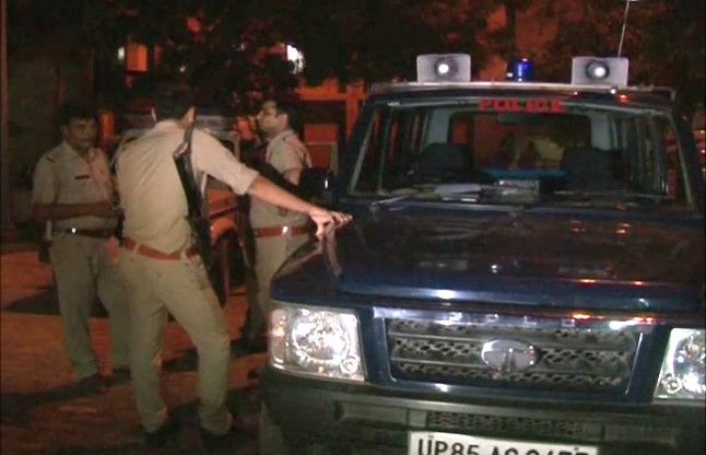 The Working Style Of Police Turned Into Yogiraj, Two Encounter In ...