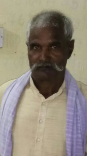 Farmer Naga Kushwaha कुशीनगर के इस किसान ने पेश की मिसाल, कर्ज माफी का लाभ लेने से किया इंकार