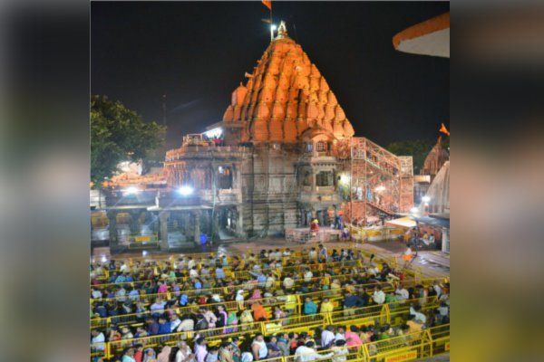 Nagapanchami: more than 31 lakh income has increas नागपंचमी : महाकाल मंदिर को 24 घंटे में 31 लाख से ज्यादा आय