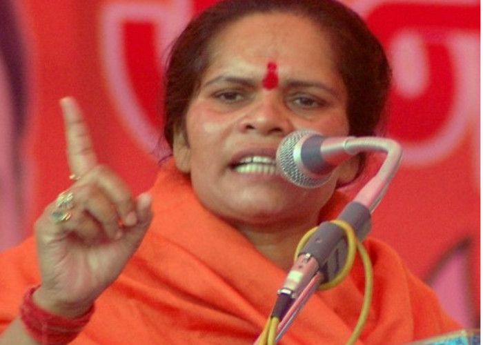 Sadhvi Prachi U Turn Statement For More Born Children - ज्यादा बच्चे पैदा  करने के बयान पर साध्वी प्राची का 'यू-टर्न' | Patrika News