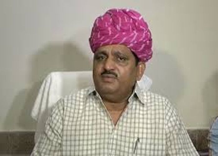 विवाद के बीच कृषि मंत्री ने कहा, परीक्षण के बाद सरकार तय करेगी कहां बिकेगा लहसुन