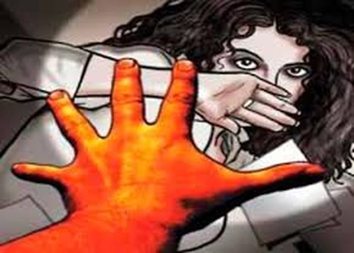 83 साल के तांत्रिक ने 7 दिनों तक किशोरी से किया रेप