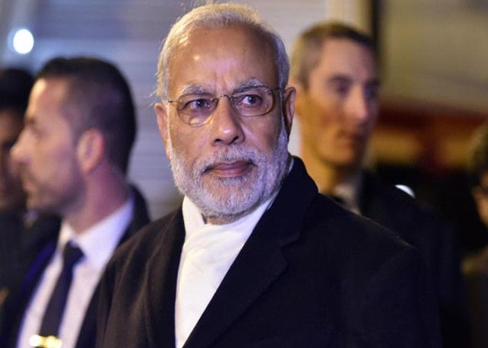 पीएम ने दी छुट्टी के बजाय काम करने की सलाह, नेताओं ने मानी