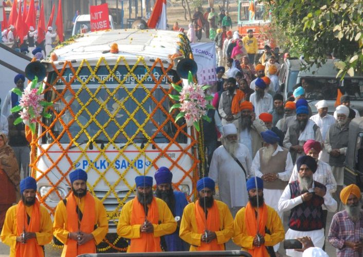 video : नगर कीर्तन पुष्कर के लिए रवाना