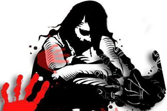 कहीं खुल न जाए पोल इसलिए दरिंदगी पर उतर आया वह