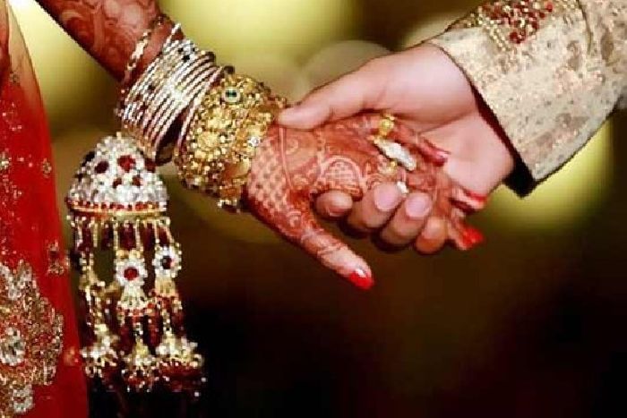 wedding बेटे की शादी में पूरे स्कूल की छुट्टी, प्रिंसिपल समेत पूरा स्टाफ निलंबित