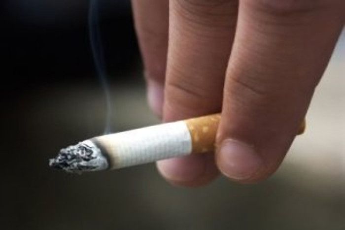 अगर कम करनी हो सिगरेट की तलब तो इन नुस्खो पर दे ध्यान