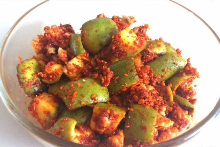 ऐसे बनाएं तमिल तीखा अचार, खाकर उंगलियां चाटते रह जाएंगे