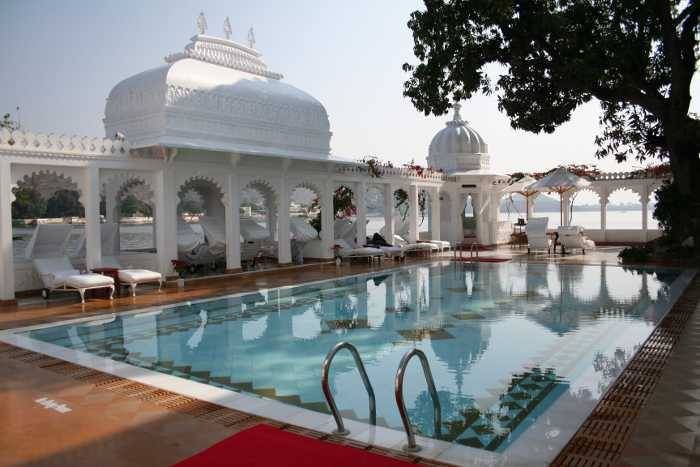 lake palace उदयपुर के लेक पैलेस को एशिया के टॉप होटल का ताज, 20 होटल्स में मिला पहला स्थान