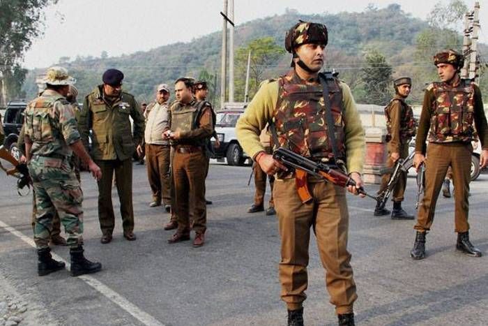 nagrota terror नगरोटा आतंकी हमला: 2 अफसरों समेत सात जवान शहीद, 3 आतंकी ढेर