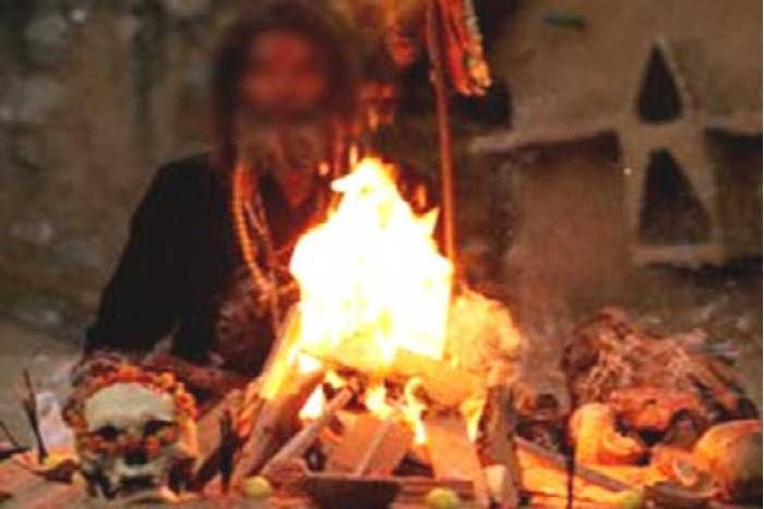 ...जब पिता के शव को तांत्रिकों ने बना डाला जिन्न, बेटे के होश हो गए फ़ाख्ता