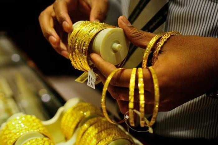 gold तीन दिन में दूसरी बार गिरे सोने के दाम, जानिए भाव