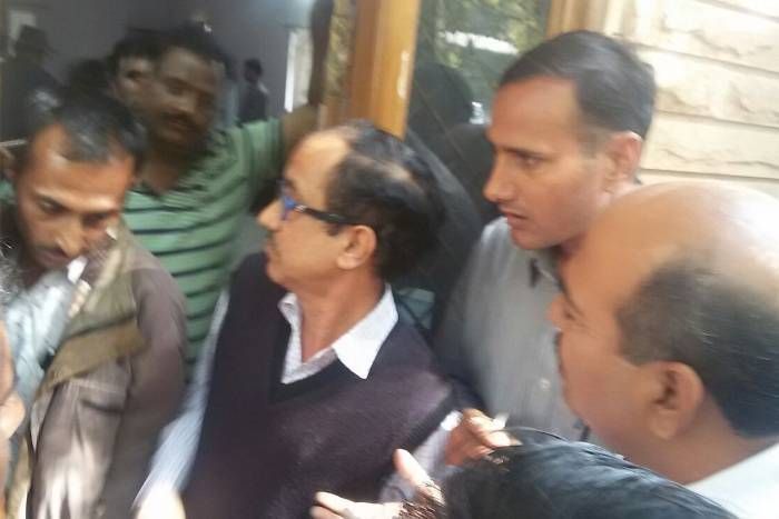 teachers pprotest 8वीं प्रधानाध्यापक की रिक्तियां पूरी न खोलने पर भड़के शिक्षक