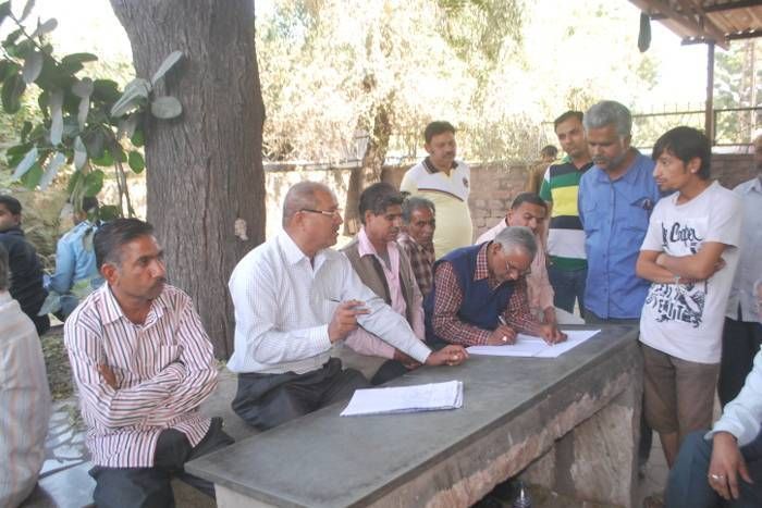 suicide 14 पन्नों के सुसाइड नोट में लिखी 'पत्नी' की दी प्रताडऩाएं, पत्नी का लालच यूं लील गया पति की जिंदगी