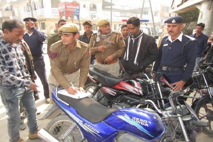 tonk बिना हेलमेट वाहन चलाया तो खैर नही, लगेेगा 200 रुपए का झटका