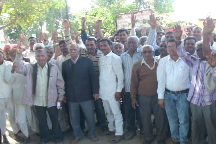 ????? ?????? ?? ???? ??????? ?? ?????-???????? बिजली समस्या को लेकर किसानों का विरोध-प्रदर्शन