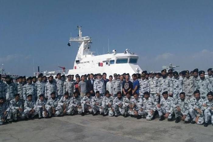 Ships For Security चीन ने किया पाकिस्तानी नौसेना को मजबूत, बंदरगाहों की सुरक्षा के लिए सौंपे दो जहाज