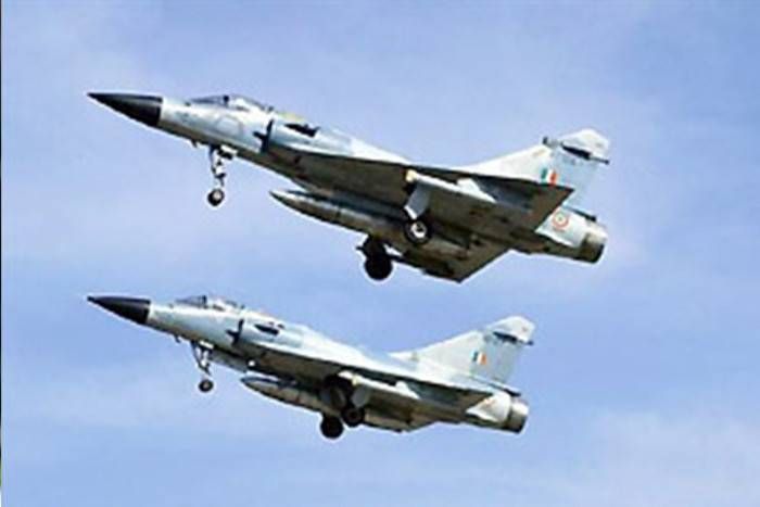 air force पाक के परमाणु ठिकानों को 1984 में ही बर्बाद कर सकता था भारत, महज 30 मिनट में सब खत्म