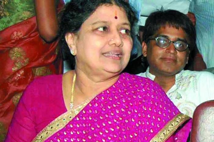 Sasikala Natarajan शशिकला के हाथ में तमिलनाडु की कमान! रविवार को होगा यह अहम फैसला