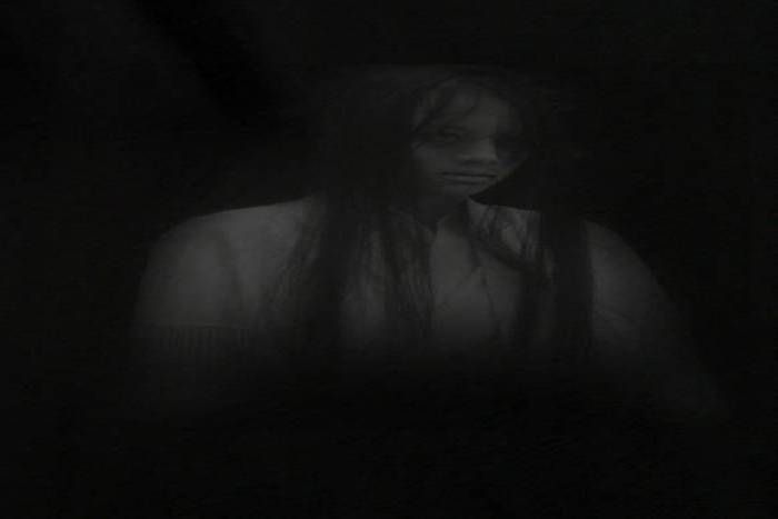 ghost caught on camera कैमरे में कैद हो गई भूतनी