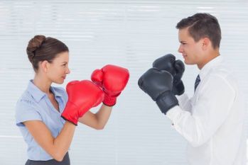 match your horoscope before love marriage for happy married life लव मैरिज में भी नहीं भूलनी चाहिए शास्त्रों की ये बातें, वर्ना हर दिन होगा पति-पत्नी में झगड़ा