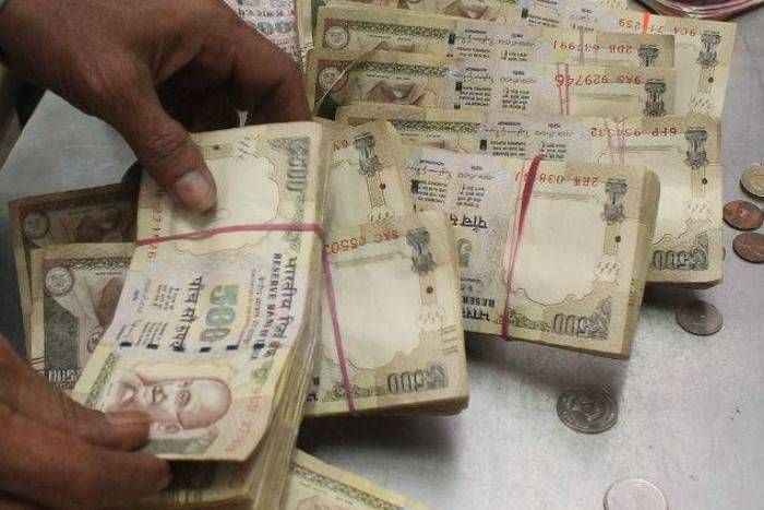 demonetisation सावधान: 9 लाख लोगों पर है इनकम टैक्स विभाग की नजर, जरूर पढ़ें यह खबर