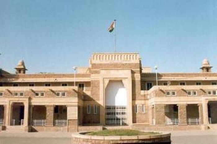high court इक्कीसवीं सदी में भी महिलाओं को अधिकारों से वंचित करना सदमे जैसा: हाईकोर्ट