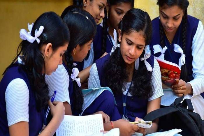 cbse सीबीएसई ने सत्र 2017-18 के लिए जारी किए निर्देश,10वीं में वोकेशनल सब्जेक्ट लेना अनिवार्य नहीं, लेकिन ...