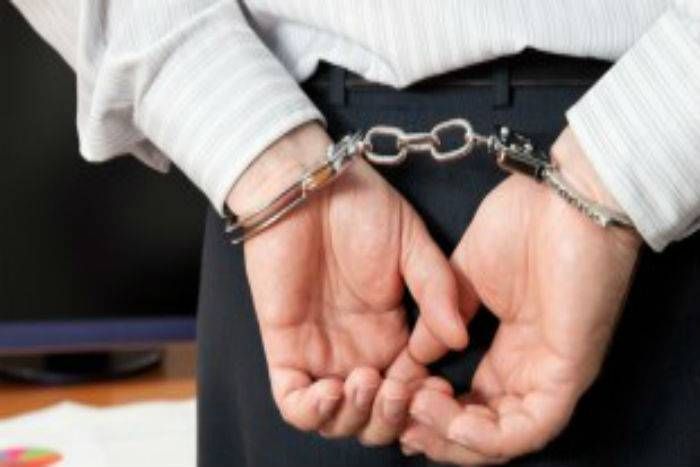 police arrest जवाहर सर्किल पुलिस ने होटल से 19लोगों को किया गिरफ्तार