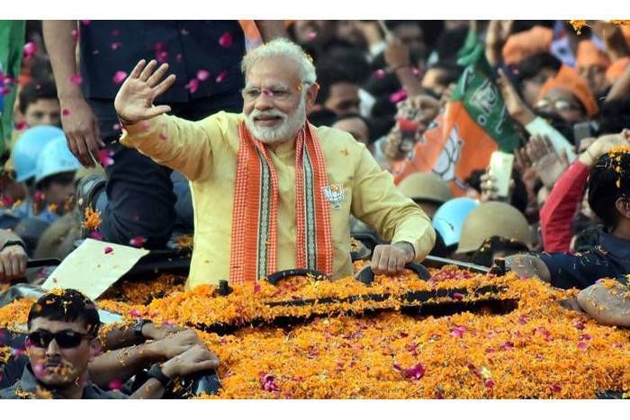 UP में शपथ ग्रहण से पहले ही एक्शन में आए अधिकारी, बड़ी योजनाएं तैयार करने में जुटे