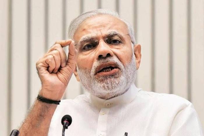 पीएम मोदी ने ट्वीट कर रवि शास्त्री को दिया कमेंटरी के अंदाज में धन्यवाद