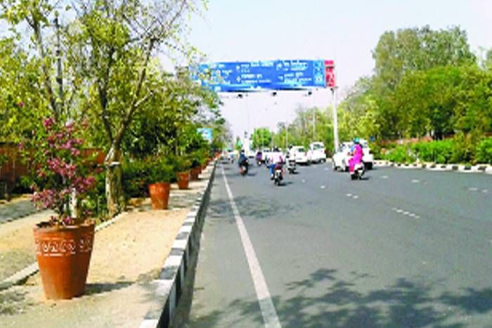 JLN दिखा असर : जेएलएन मार्ग पर ट्रैफिक पुलिस की सख्ती से बेकाबू रफ्तार पर एफआईआर दर्ज, मौतों पर लगी लगाम