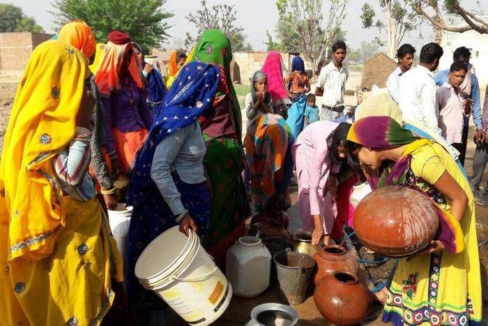 टैंकरों के भरोसे अलवर के चार लाख निवासी, कैसे बुझेगी गर्मियों में प्यास