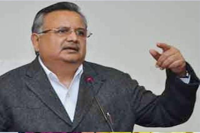 CM रमन सिंह छत्तीसगढ़ के CM रमन सिंह ने कहा- गोहत्या करने वालों को फांसी पर लटका देंगे